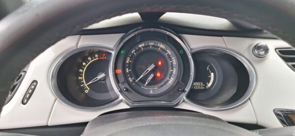 DS3 1.6 THP SPORT CHIC  2014 - 119.000 km - Imagen 15
