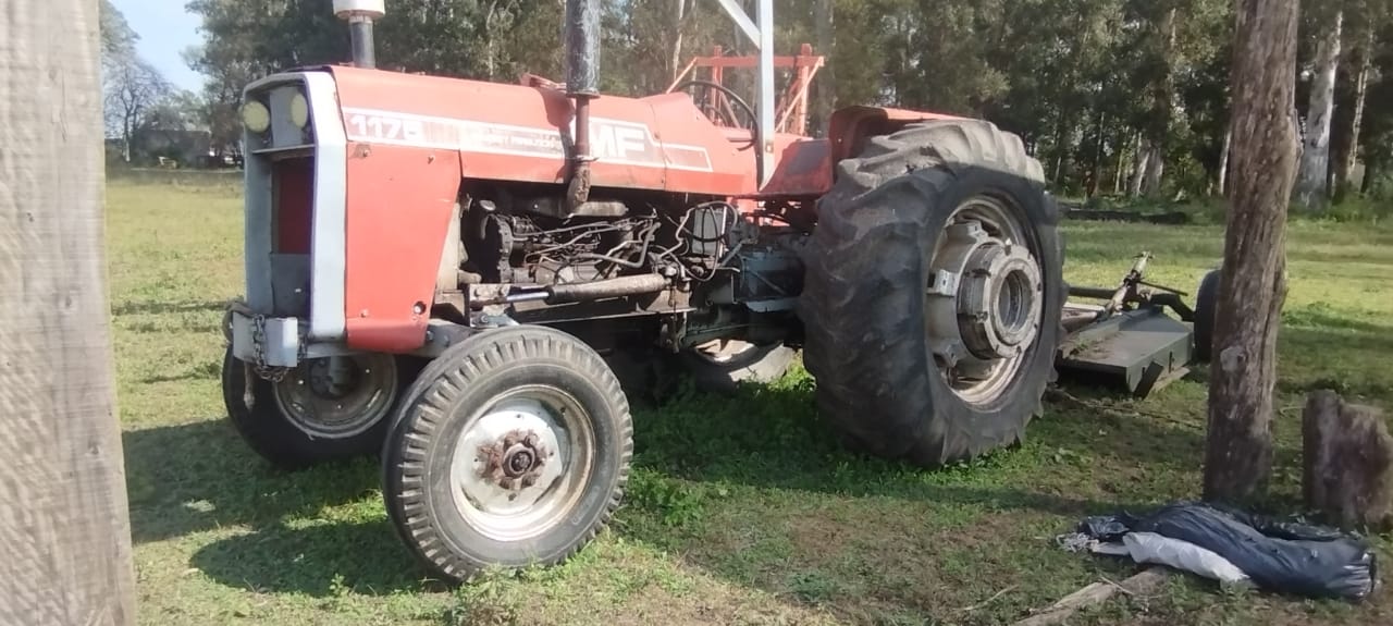MASSEY FERGUSON 1175 - Imagen 4
