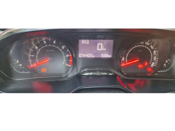 Peugeot 208 1.6 5P ACTIVE 2018 74.402 Km - Imagen 10