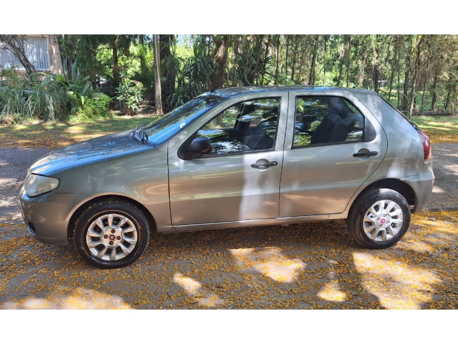 z FIAT PALIO 1.4 5 P FIRE L/14 CONFORT SE 2016 146.640 KM - Imagen 2