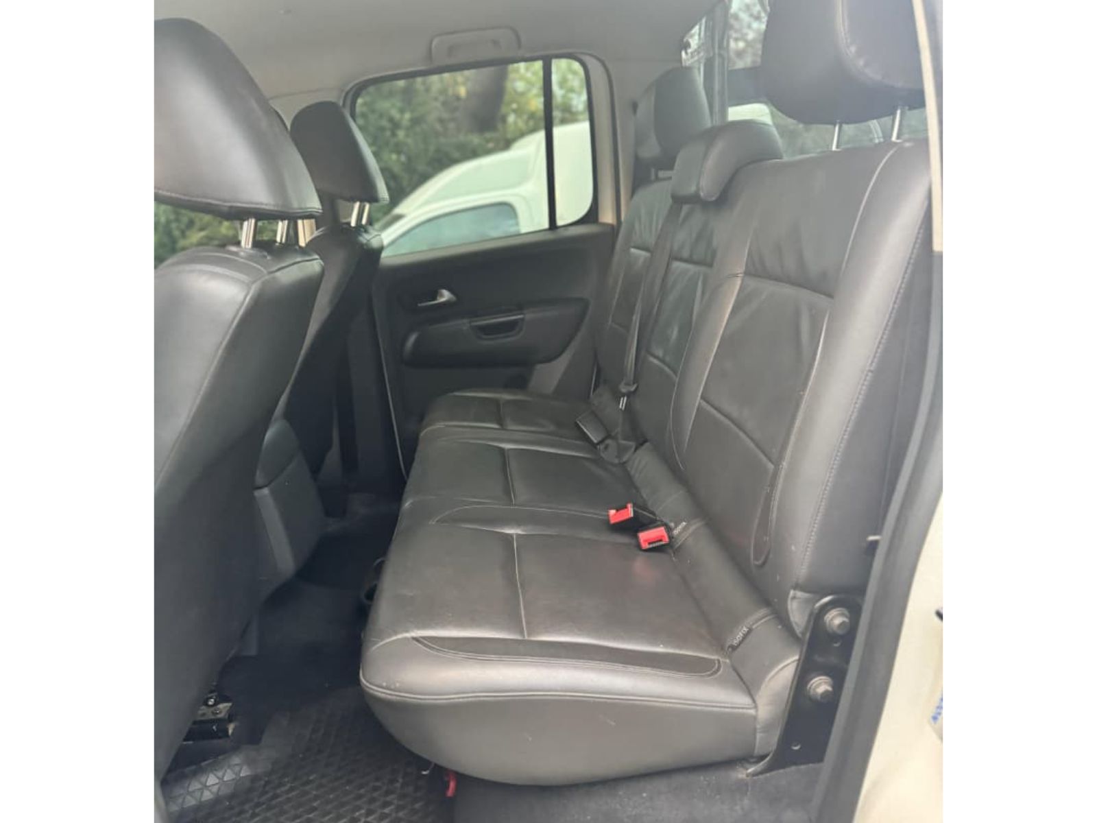 A1 VOLKSWAGEN AMAROK 20TD 4X4 DC HIGHLINE 180HP PK AT 2016 125.000 KM - Imagen 8
