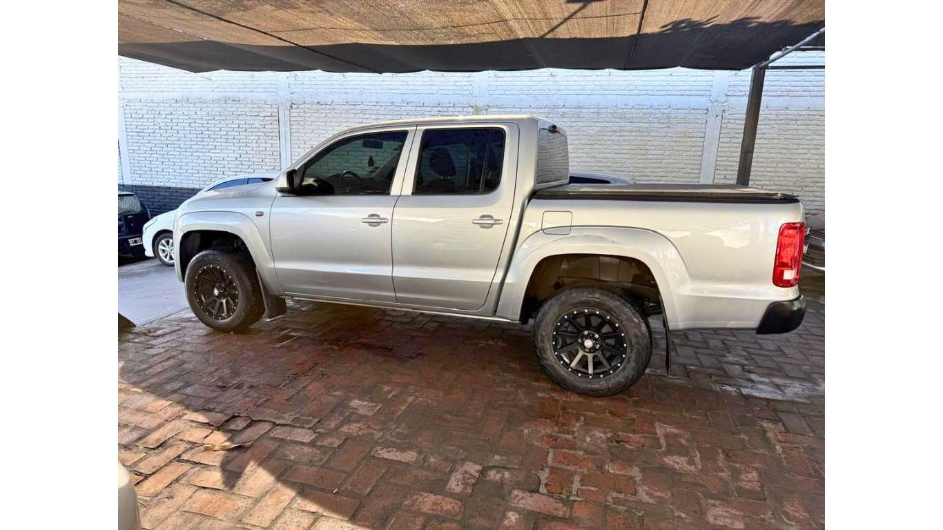 Volkswagen Amarok 2.0 TD 4x2 DC Starline 140 HP 2016 - Imagen 13